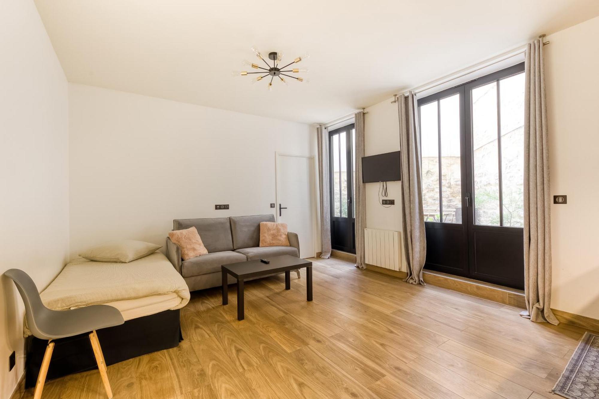 Apartament Charme Montmartre - Terrasse Privee Avec Vue Sur Le Sacre-Coeur - Parking Gratuit Paryż Zewnętrze zdjęcie